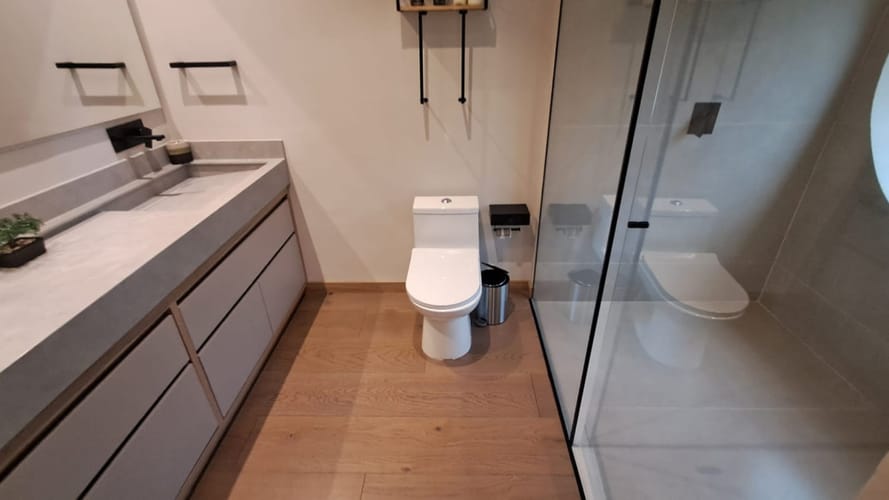 Apartamento de 2 alcobas en arriendo en El Tesoro, Medellín, 203 m² · foto 8 de 17