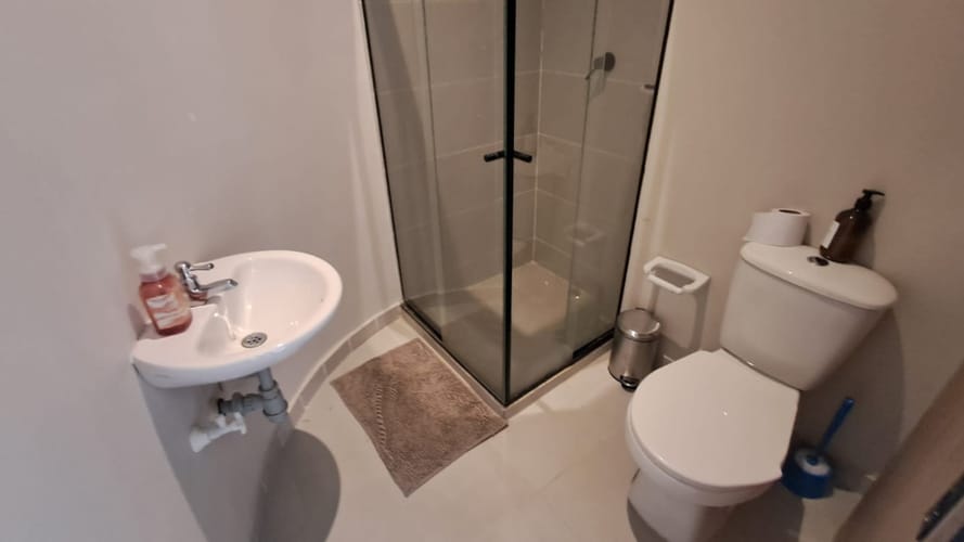 Apartamento de 2 alcobas en arriendo en El Tesoro, Medellín, 203 m² · foto 15 de 17