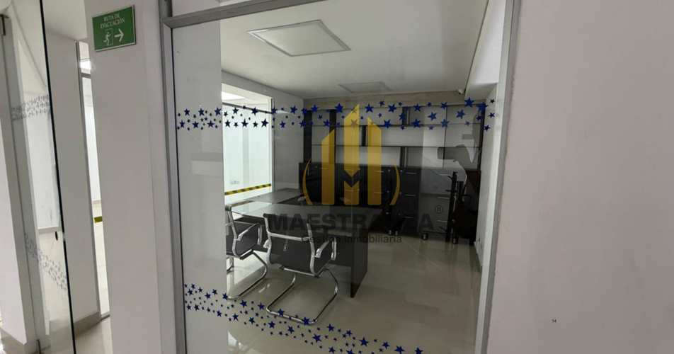 Casa de 20 alcobas en arriendo en Lorena, Medellín, 800 m² · foto 8 de 24