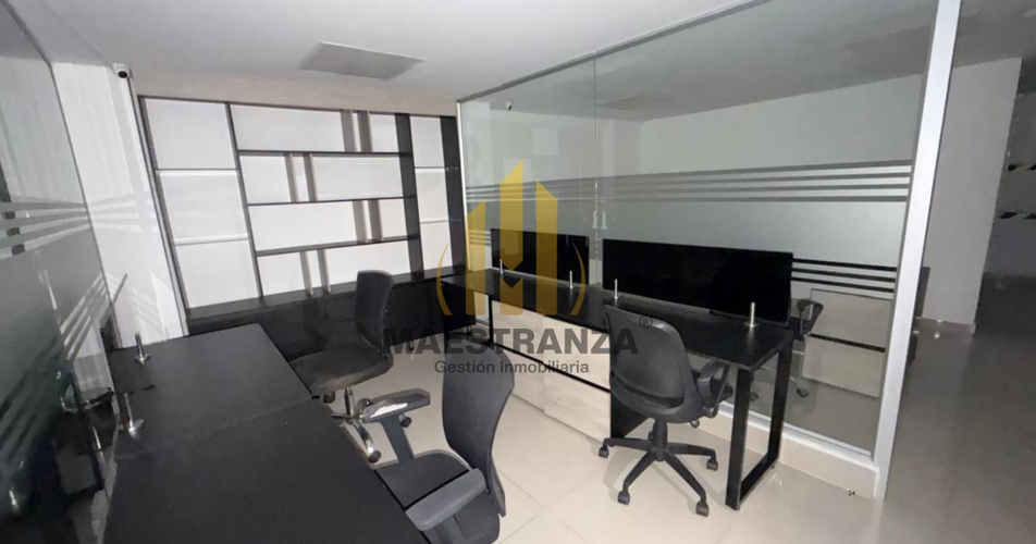 Casa de 20 alcobas en arriendo en Lorena, Medellín, 800 m² · foto 15 de 24