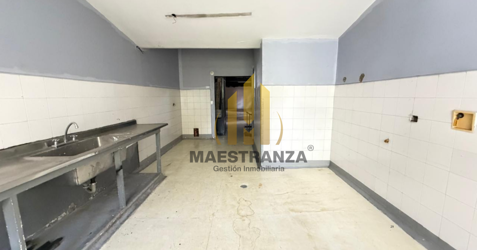 Casa de 20 alcobas en arriendo en Lorena, Medellín, 800 m² · foto 18 de 24