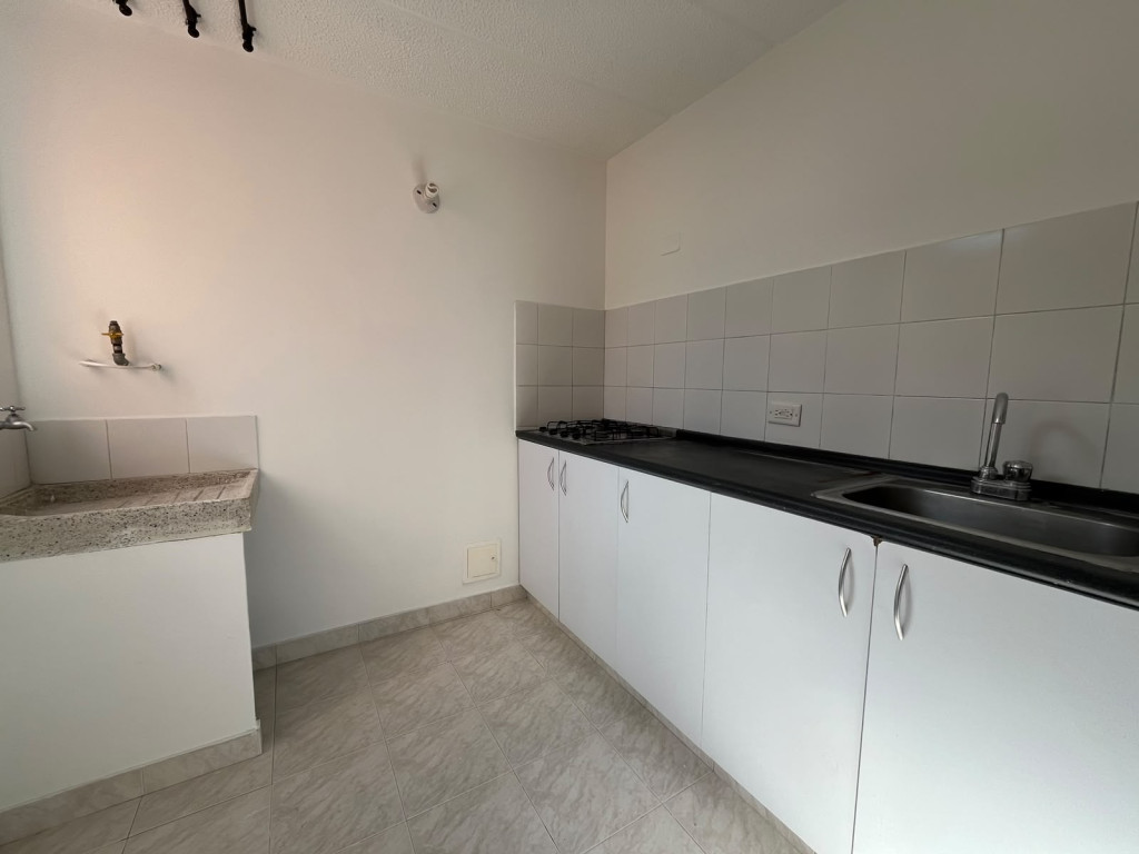 Apartamento en venta en Gran Granada, Bogotá · foto 4 de 18