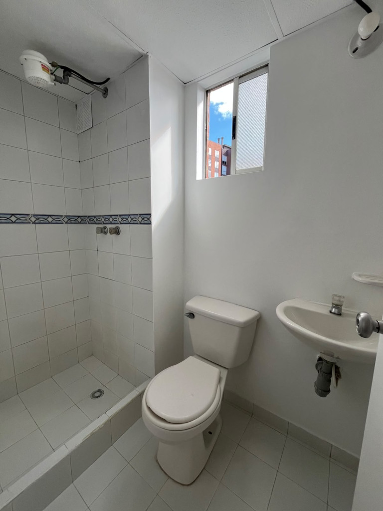 Apartamento en venta en Gran Granada, Bogotá · foto 15 de 18