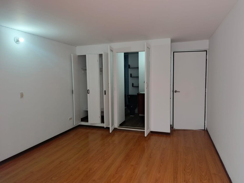 Apartamento en arriendo en Caobos Salazar, Bogotá · foto 16 de 17