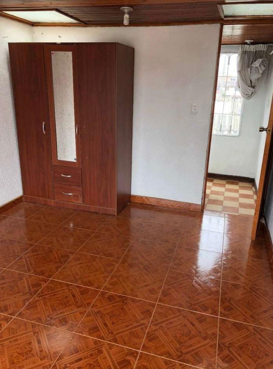 Casa en venta en Villa Mayor Oriental, Bogotá · foto 2 de 21