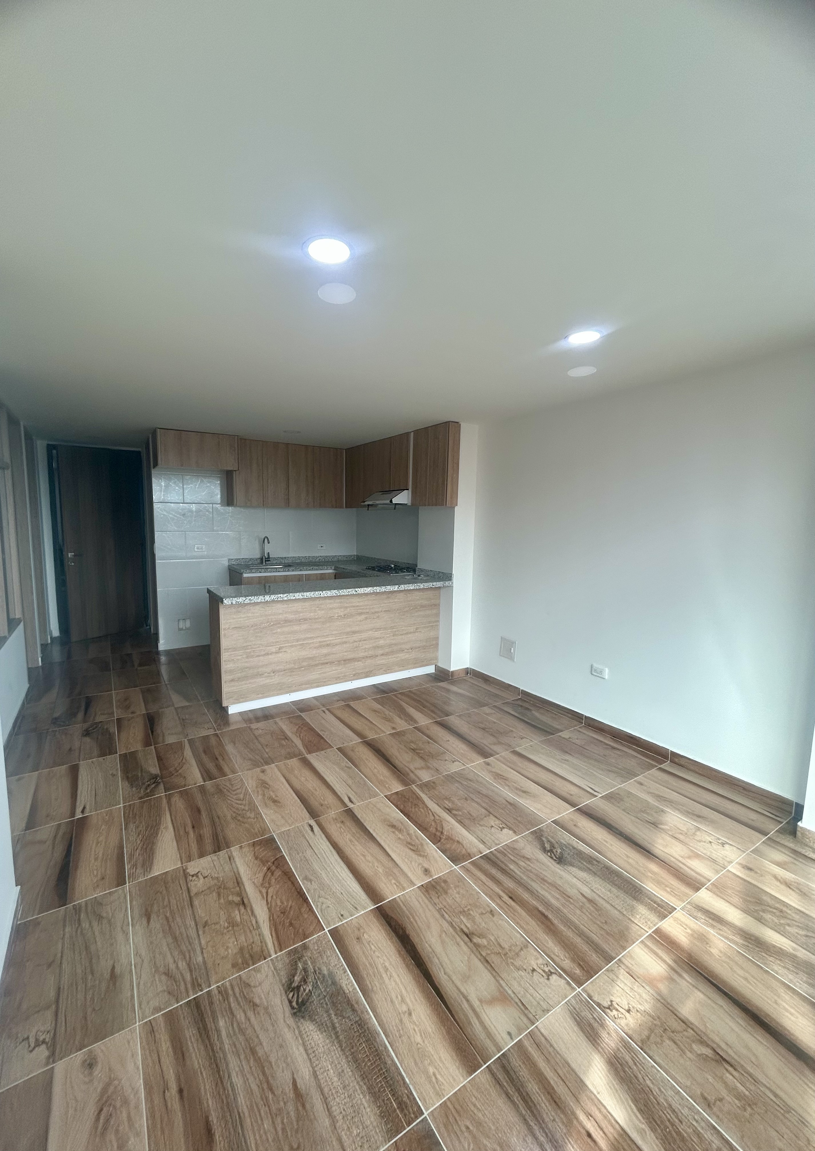Apartamento en venta en Engativá, Bogotá · foto 2 de 15