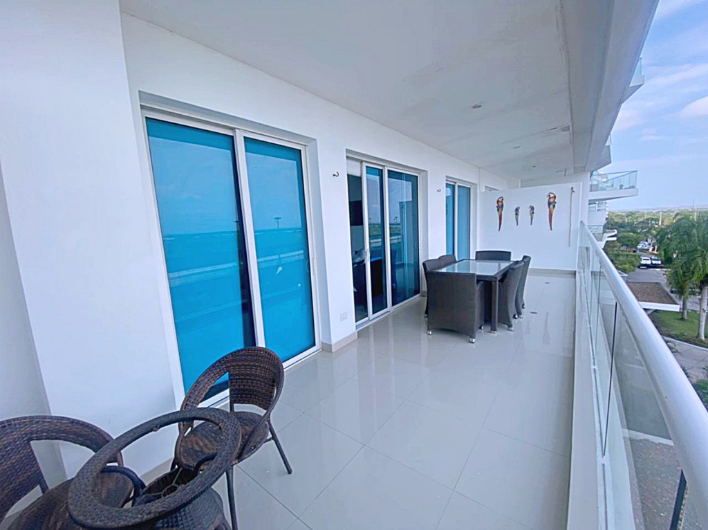 Apartamento en venta en La Boquilla, Cartagena · foto 2 de 23