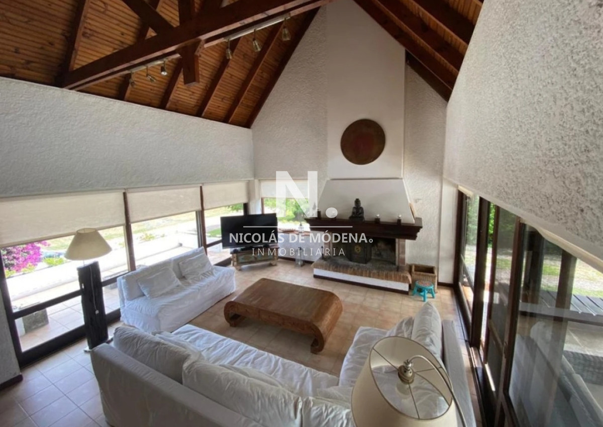 Casa en Alquiler · Foto 2
