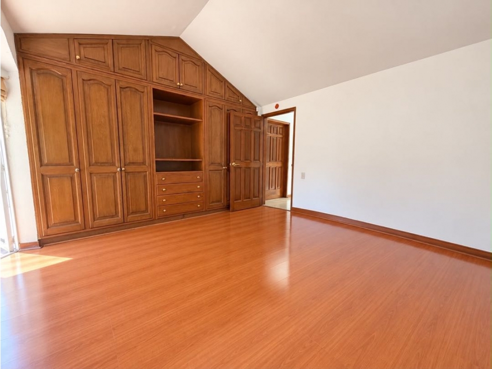 Casa en venta en El Contador, Bogotá · foto 3 de 16