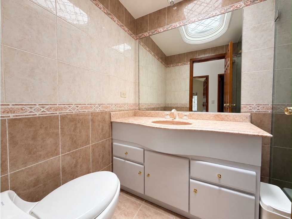 Casa en venta en El Contador, Bogotá · foto 5 de 16