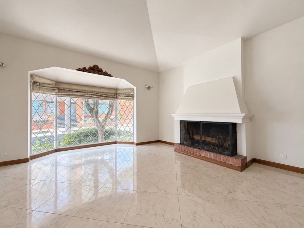 Casa en venta en El Contador, Bogotá · foto 9 de 16
