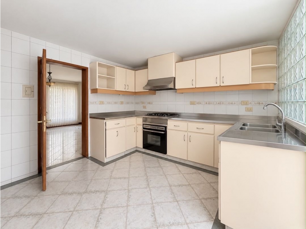 Casa en venta en El Contador, Bogotá · foto 10 de 16