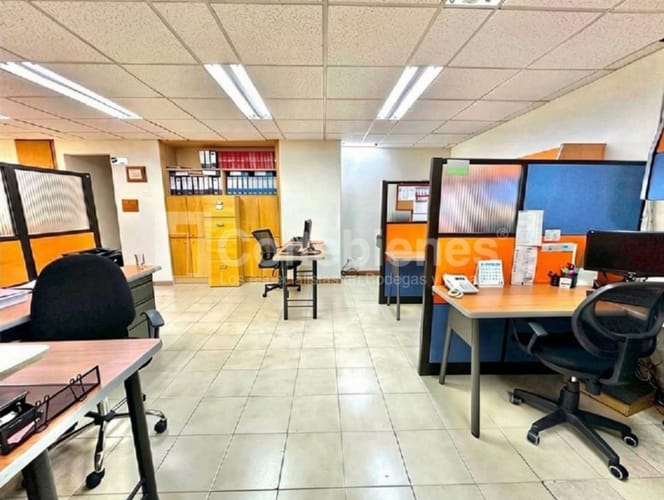 Oficina en arriendo en Villa Carlota, Medellín, 62 m² · foto 8 de 14