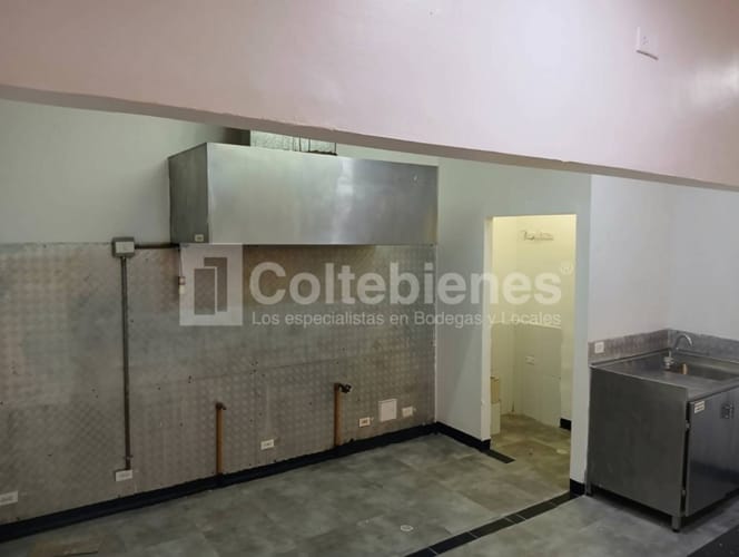 Local en arriendo en Sevilla, Medellín, 24 m² · foto 2 de 8