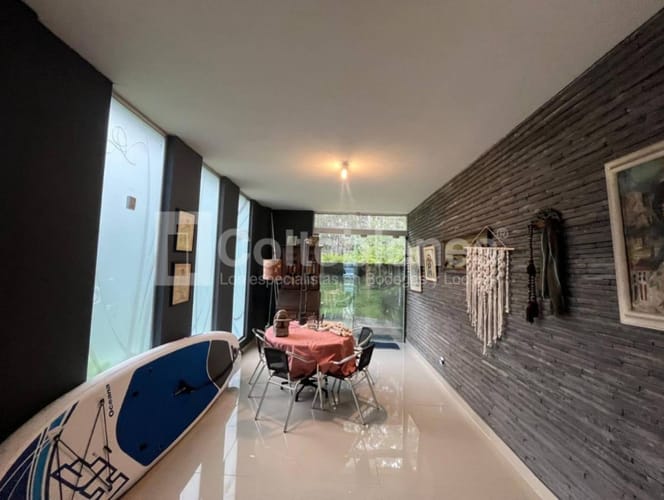 Casa de 6 alcobas en venta en Astorga, Medellín · foto 2 de 19