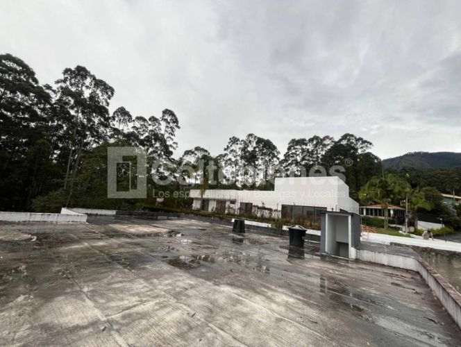 Casa de 6 alcobas en venta en Astorga, Medellín · foto 19 de 19