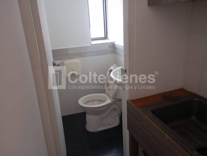 Oficina en arriendo en Astorga, Medellín, 35 m² · foto 5 de 11