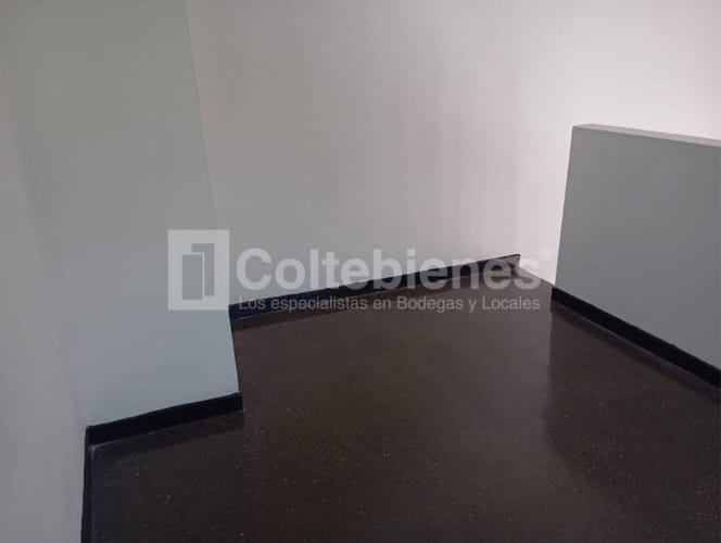 Oficina en arriendo en Astorga, Medellín, 35 m² · foto 8 de 11