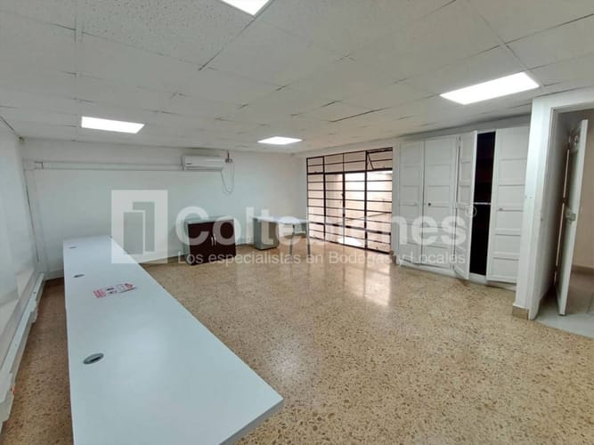 Local en arriendo en Estadio, Medellín, 756 m² · foto 18 de 24