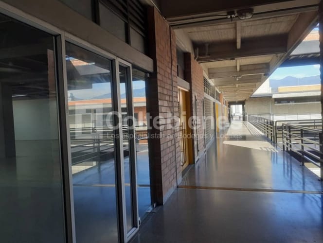 Local en arriendo en Santa Fe, Medellín, 196 m² · foto 10 de 10