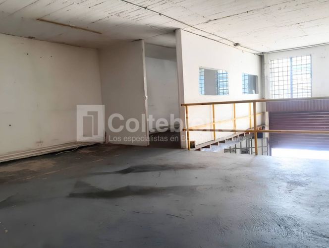 Bodega en arriendo en El Carmelo, Itagüí, 90 m² · foto 4 de 8