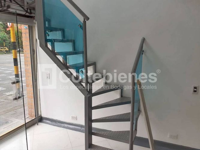 Local en venta en Señorial, Envigado, 55 m² · foto 3 de 12