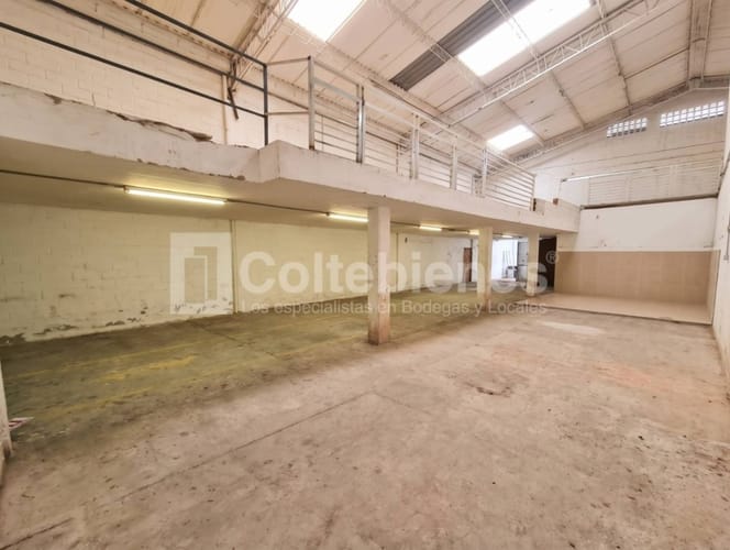 Bodega en venta en La Colina, Medellín, 1014 m² · foto 23 de 24