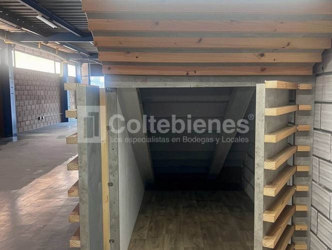 Bodega en venta en Trinidad, Medellín, 220 m² · foto 6 de 12