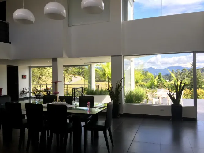 Casa de 6 alcobas en venta en Quirama, El Carmen de Viboral · foto 4 de 24