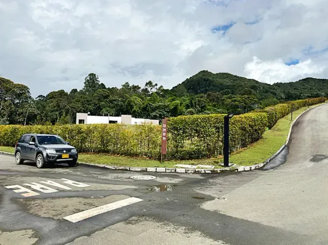 Lote en venta en Guamito, La Ceja, 2500 m² · foto 3 de 10