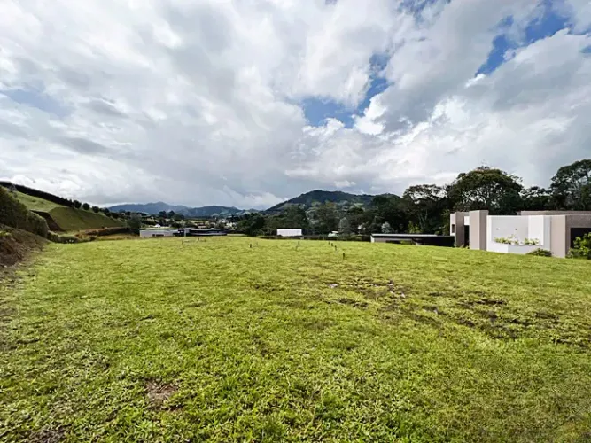 Lote en venta en Guamito, La Ceja, 2500 m² · foto 8 de 10