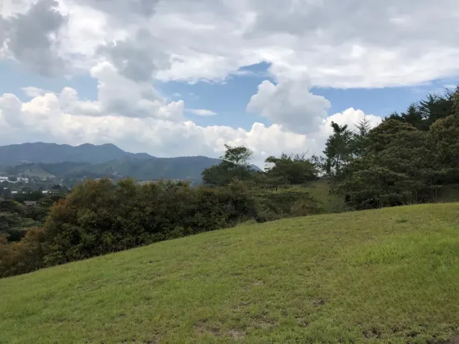 Lote en venta en San Nicolas, La Ceja, 4674 m² · foto 4 de 11