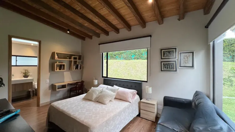 Casa de 3 alcobas en venta en Guamito, La Ceja · foto 18 de 24