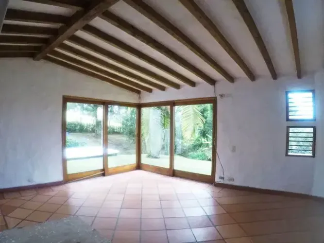 Casa de 5 alcobas en venta en El Capiro, Rionegro · foto 6 de 19