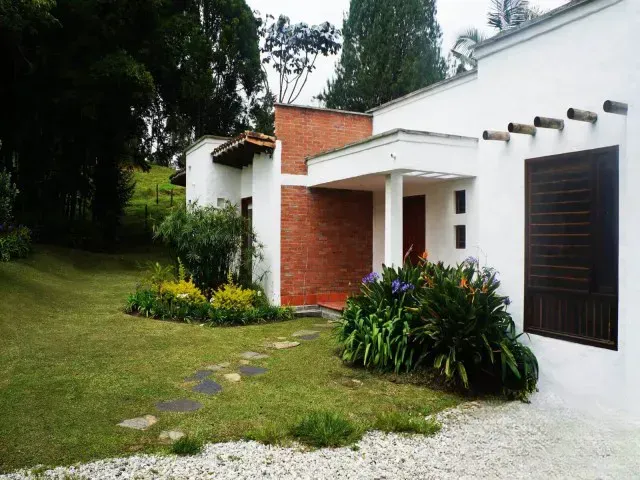 Casa de 5 alcobas en venta en El Capiro, Rionegro · foto 12 de 19