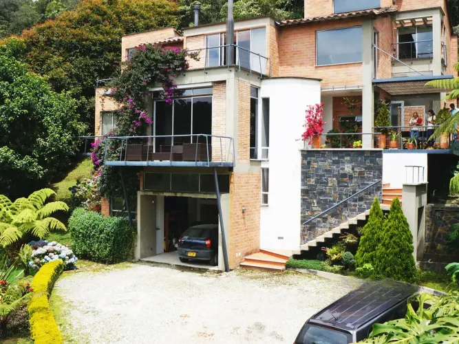 Casa de 4 alcobas en venta en Loma Del Escobero, El Retiro · foto 13 de 24