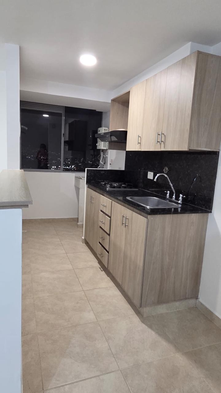 Apartamento en venta en La Cuenca, Envigado · foto 11 de 24