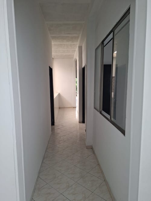 Apartamento de 4 alcobas en venta en Nueva Floresta Del Ict, Cali, 198 m² · foto 2 de 15