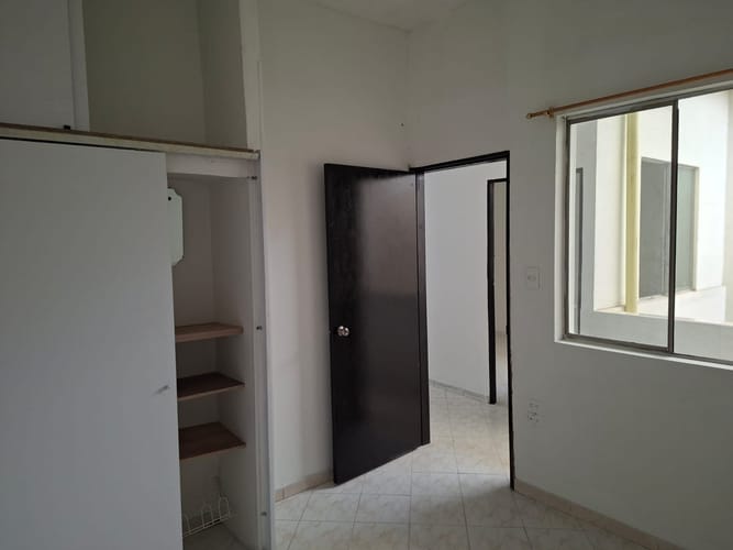 Apartamento de 4 alcobas en venta en Nueva Floresta Del Ict, Cali, 198 m² · foto 7 de 15