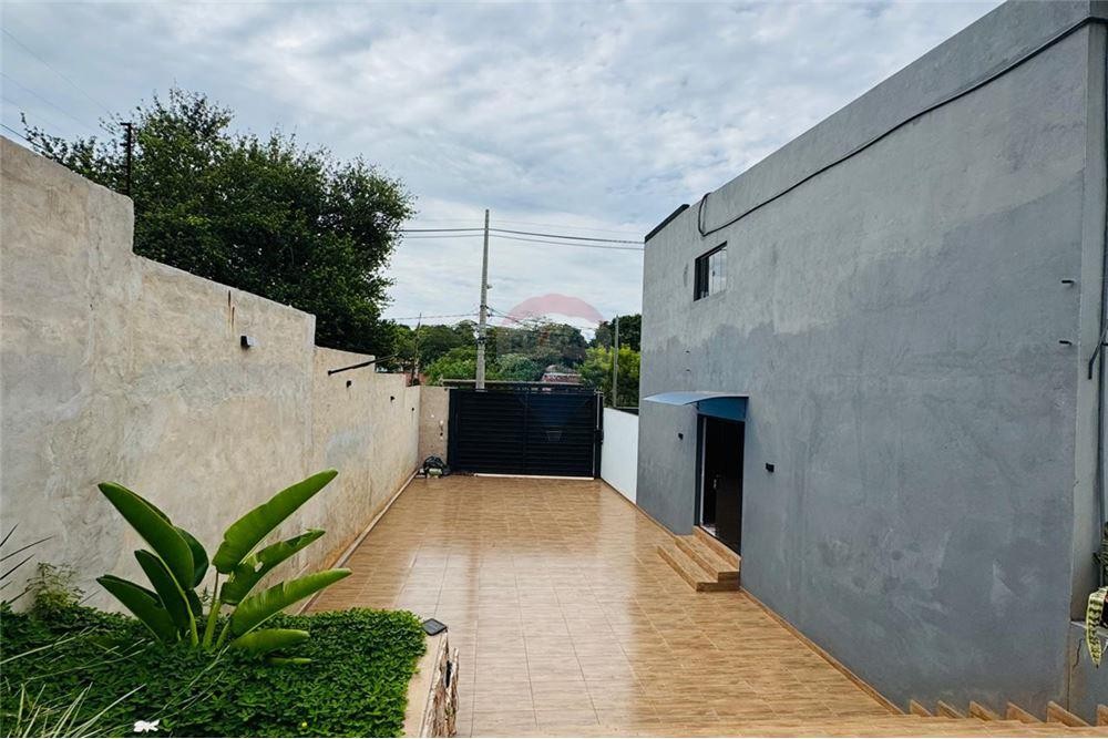 VENDO CASA EN ZONA PALACIO DE JUSTICIA LUQUE - foto 3