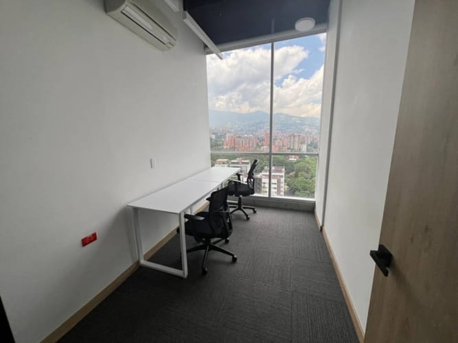 Oficina en arriendo en Loma Del Campestre, Medellín, 400 m² · foto 15 de 24