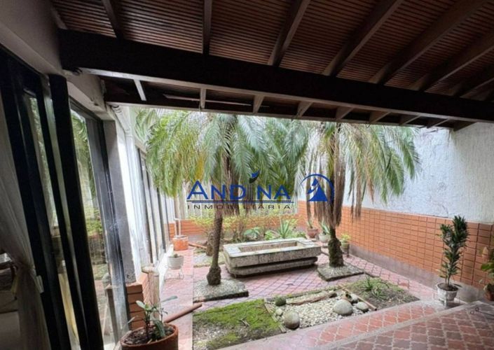 Casa de 4 alcobas en venta en Santa Mónica, Medellín, 185 m² · foto 2 de 7