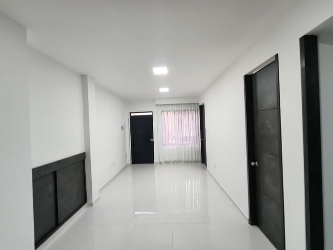 Edificio en venta en Campoamor, Manizales, 49 m² · foto 15 de 21