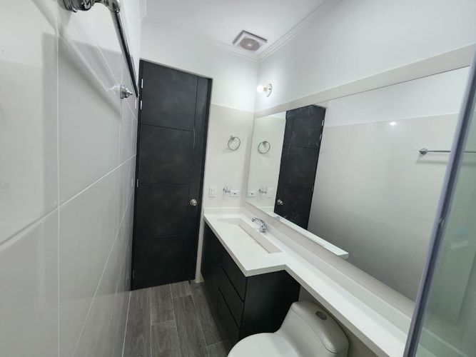 Edificio en venta en Campoamor, Manizales, 49 m² · foto 17 de 21