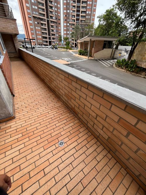 Apartamento de 2 alcobas en arriendo en Loma Del Escobero, Envigado, 130 m² · foto 17 de 17
