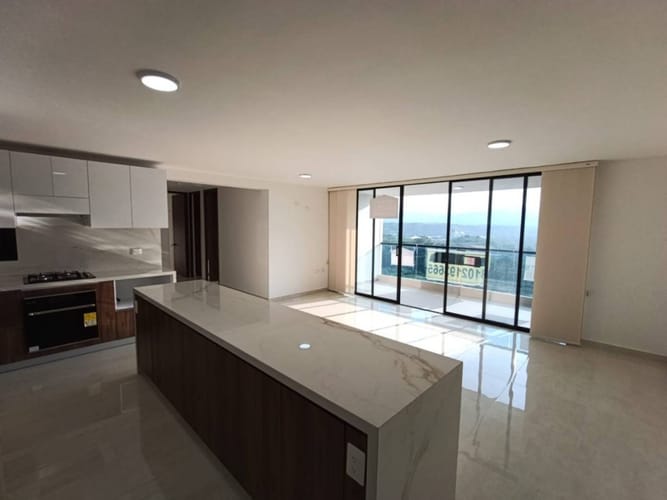 Apartamento de 3 alcobas en venta en Cañaveral, Floridablanca, 121 m² · foto 3 de 21
