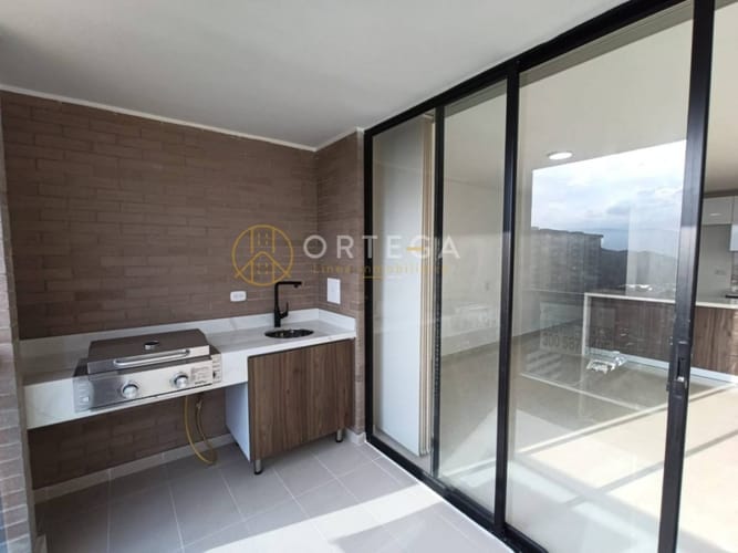 Apartamento de 3 alcobas en venta en Cañaveral, Floridablanca, 121 m² · foto 8 de 21