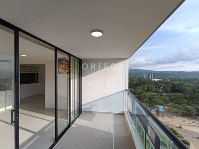 Apartamento de 3 alcobas en venta en Cañaveral, Floridablanca, 121 m² · foto 9 de 21