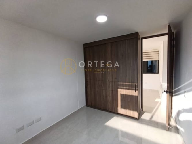Apartamento de 3 alcobas en venta en Cañaveral, Floridablanca, 121 m² · foto 13 de 21