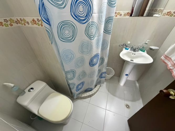 Casa de 6 alcobas en arriendo en Andalucia, Floridablanca, 320 m² · foto 9 de 24